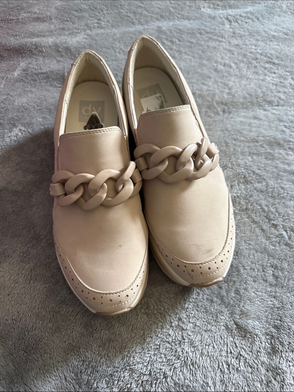 Slip-On Chain-Trim Women’s Loafers in Blush by Dolce Vita size 9